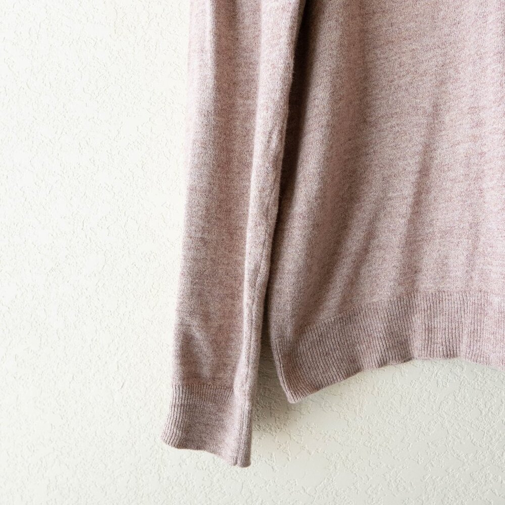 Old Navy Mens Medium V Neck Cotton Sweater Tan Neutral Casual Pullover - Picture 5 of 9